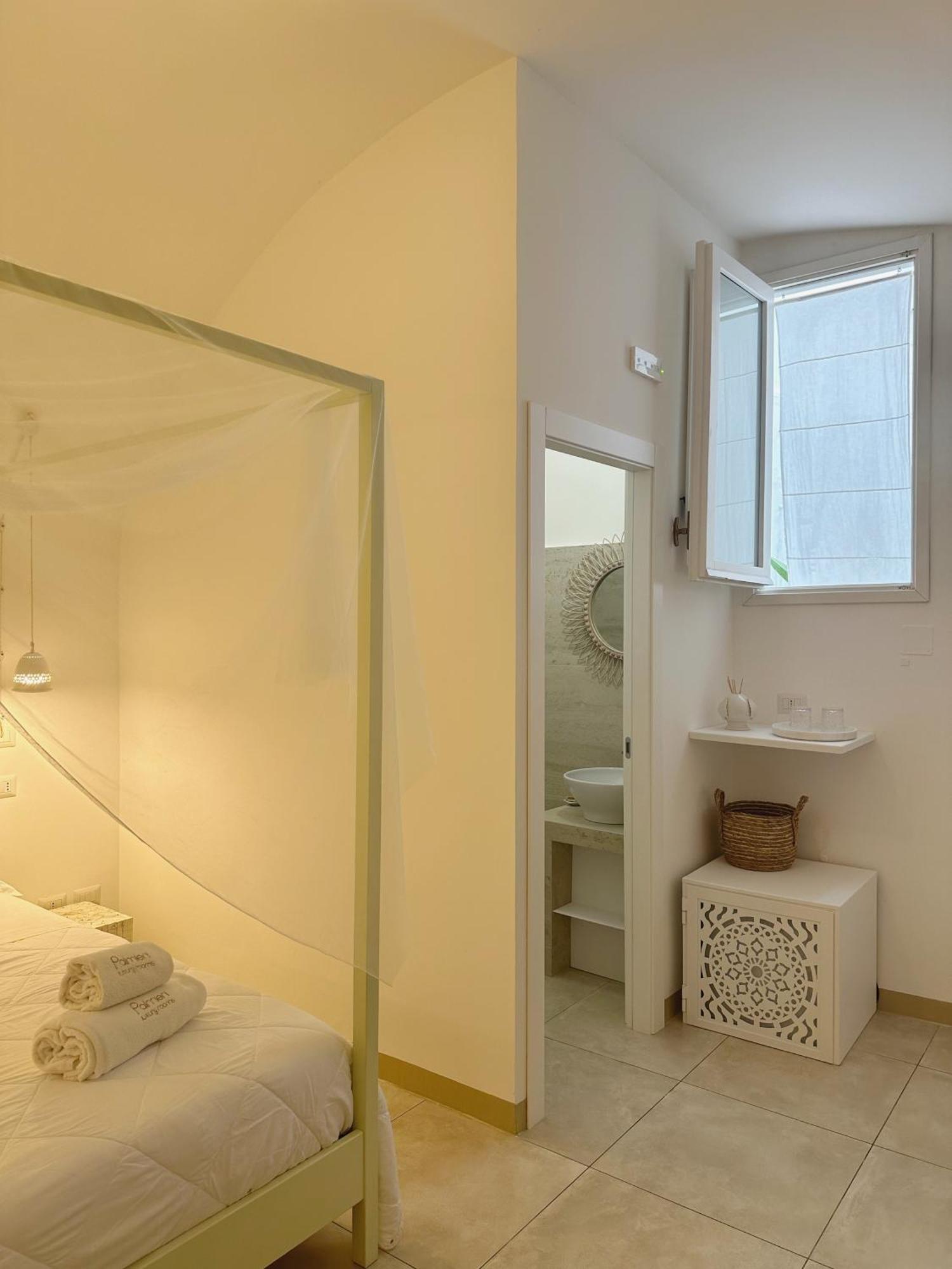 Palmieri Luxury Rooms Галиполи Екстериор снимка
